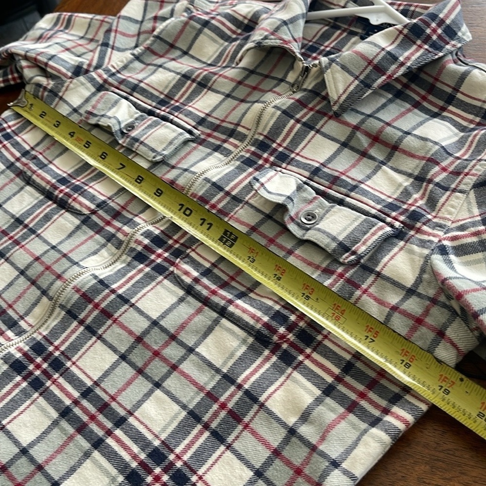 Chaps Women’s full zip up paid flannel shirt size M - Picture 4 of 11
